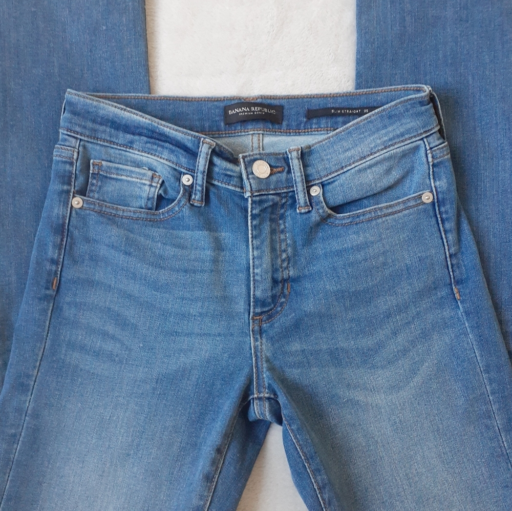 Banana Republic Slim Straight Jeans - Picture 2 of 4